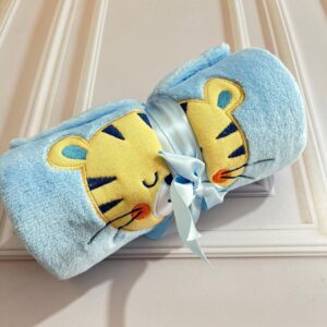 cobija bebe celeste tigger