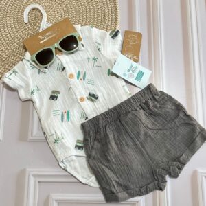 conjunto + gafas celestes 6m